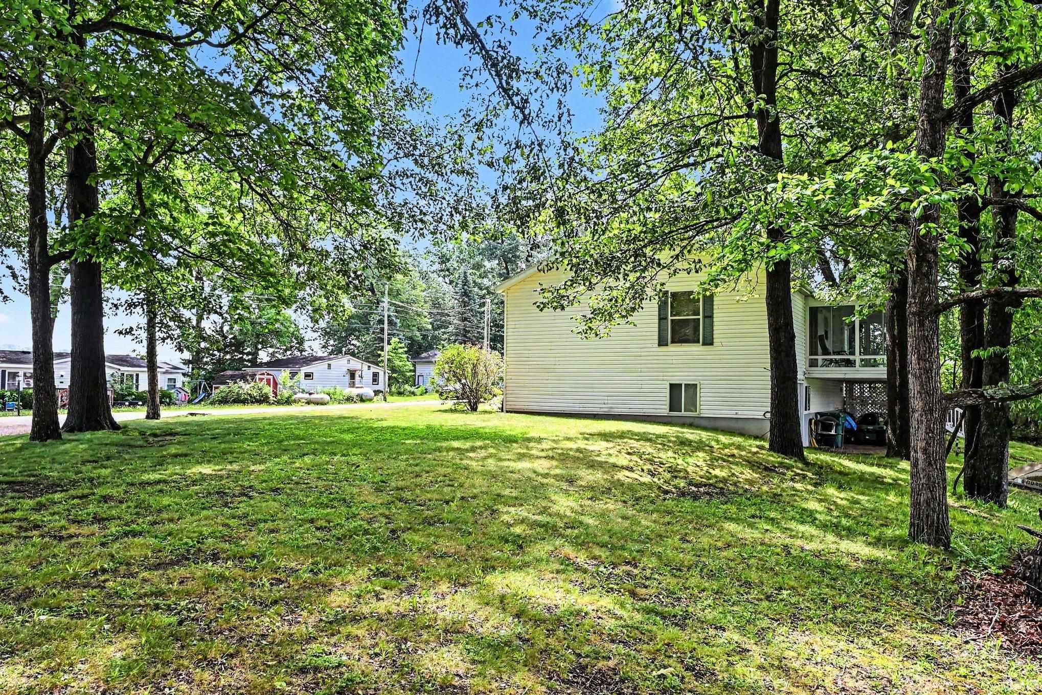 5200 W Lakeview Park Drive Warsaw IN 46580