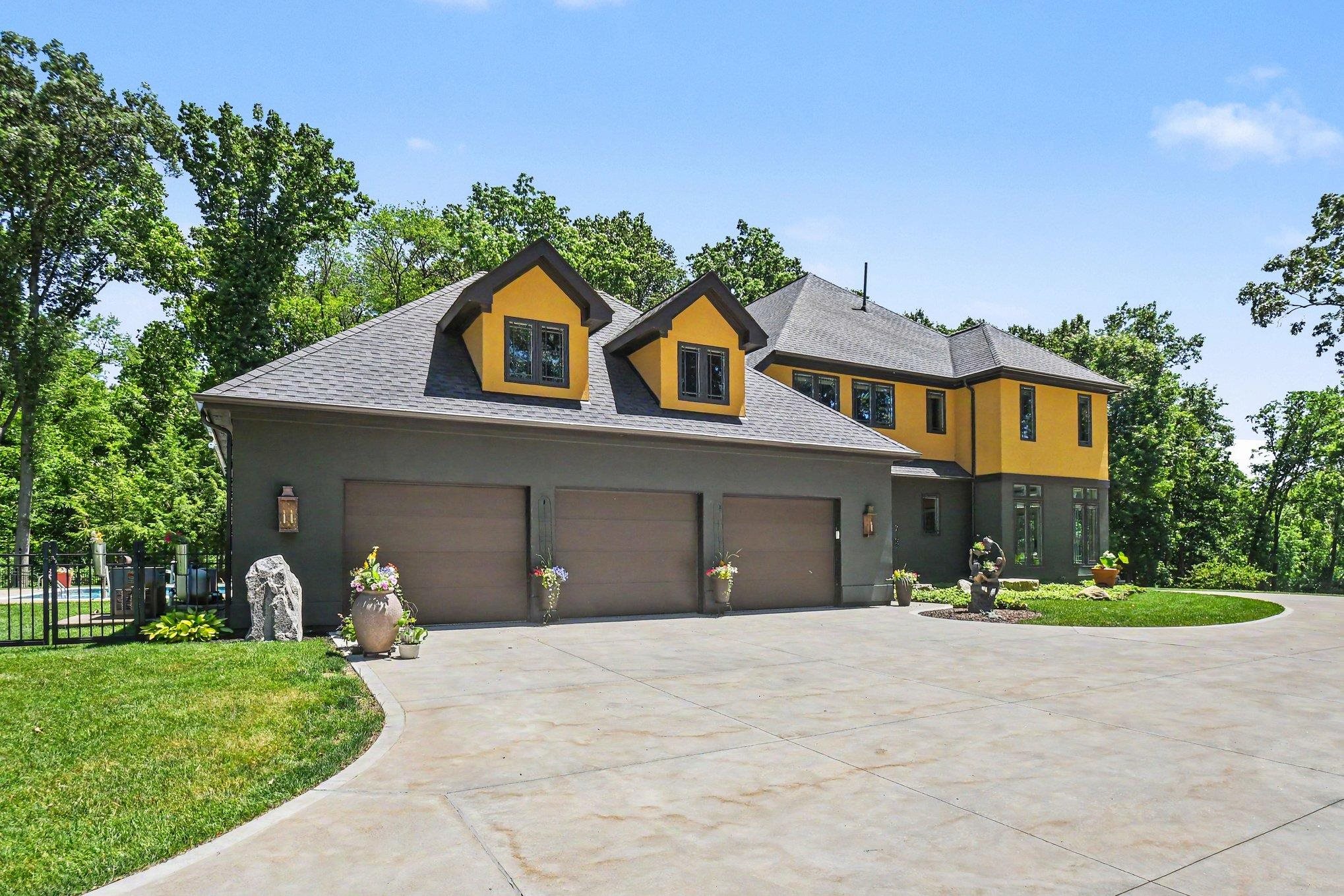 20380 County Road 14 Bristol IN 46507