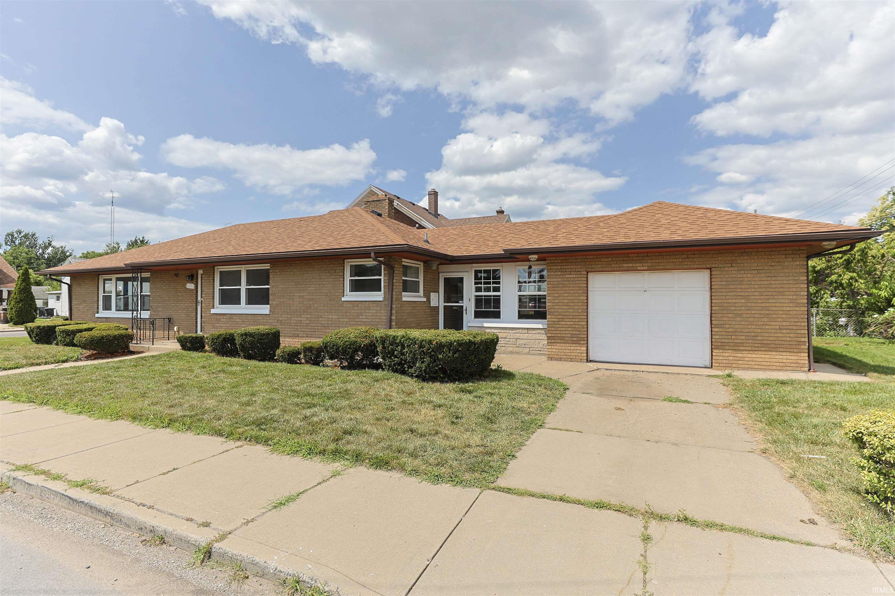 2321 Huron Street South Bend IN 46619