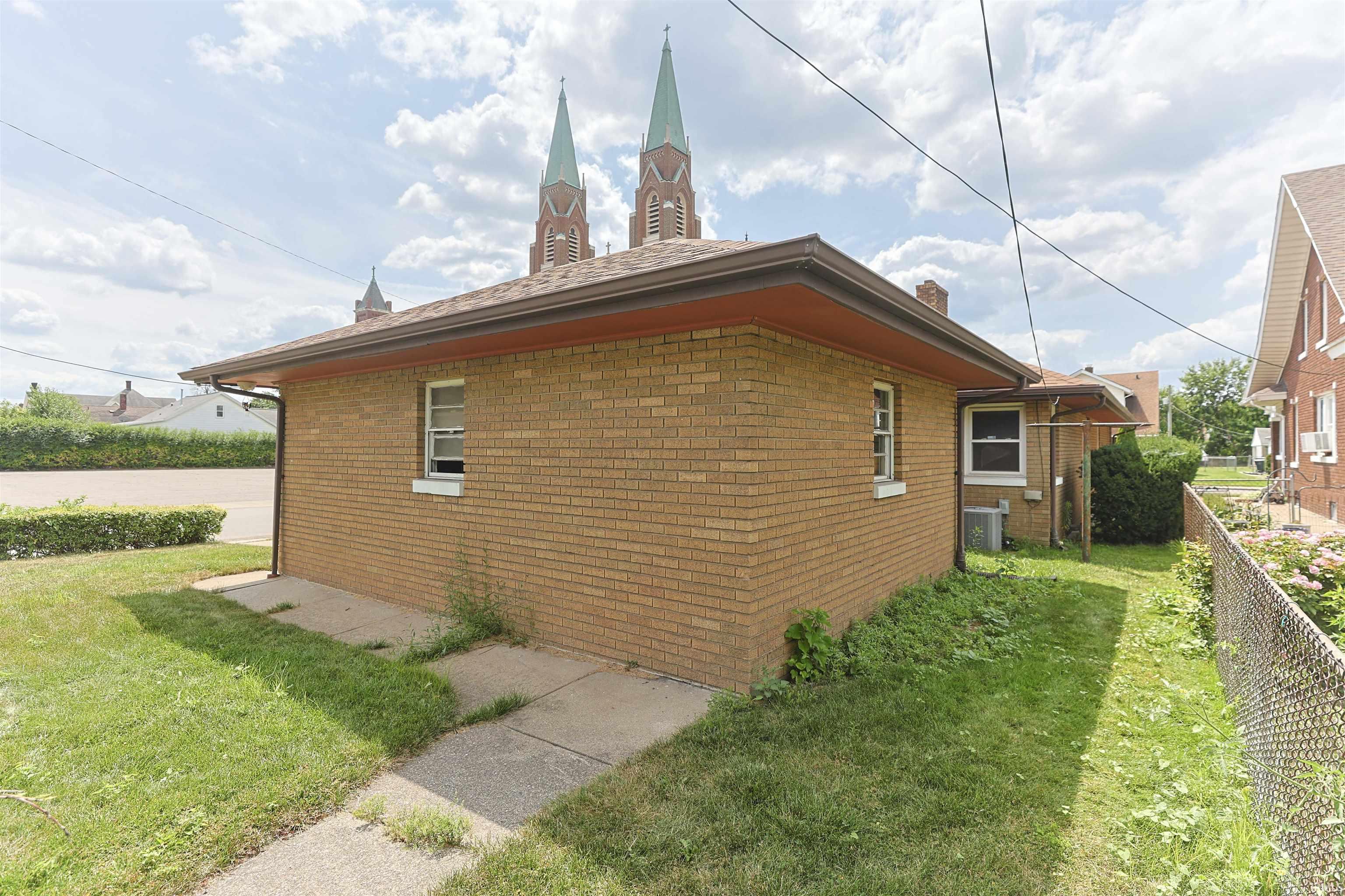 2321 Huron Street South Bend IN 46619