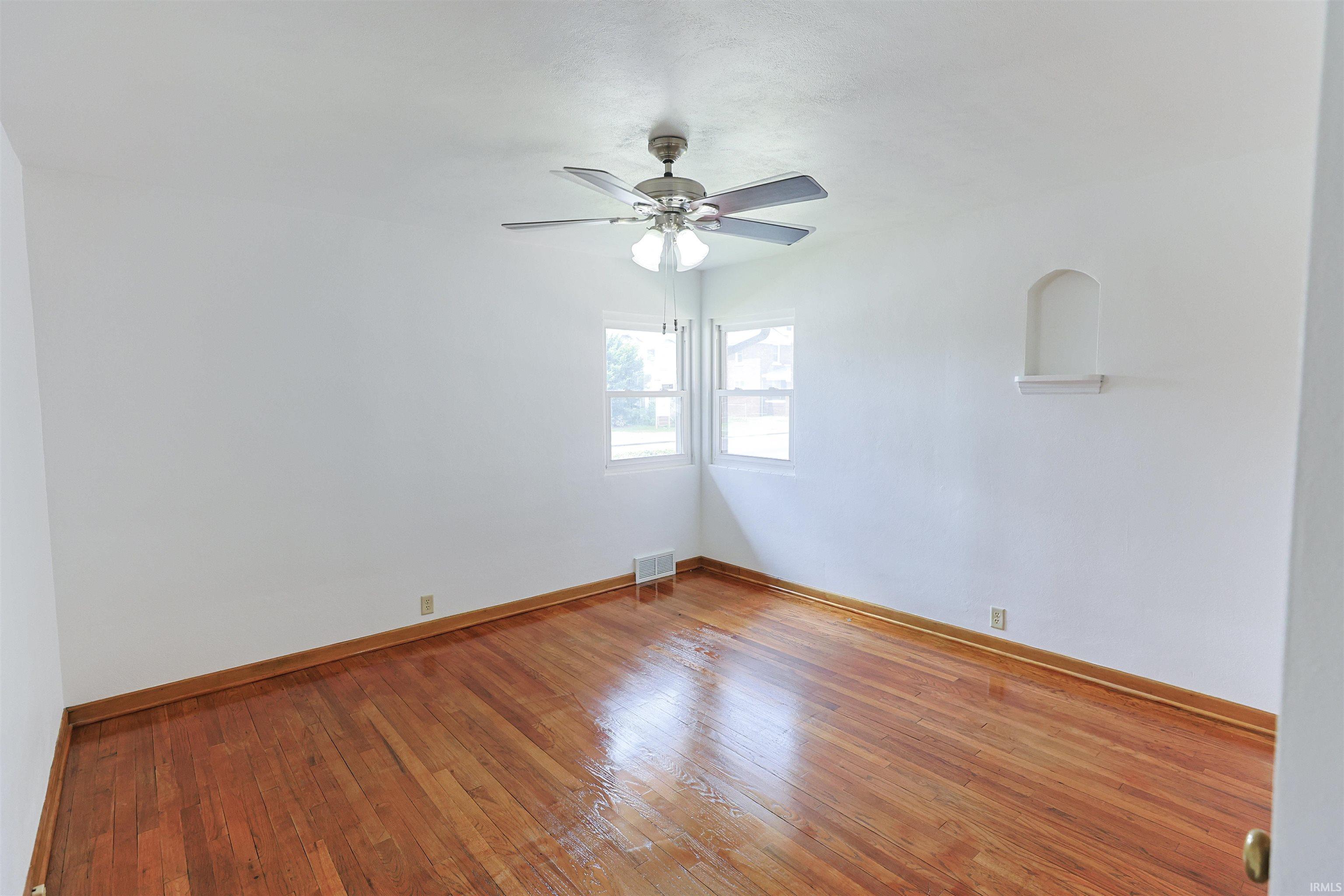 2321 Huron Street South Bend IN 46619