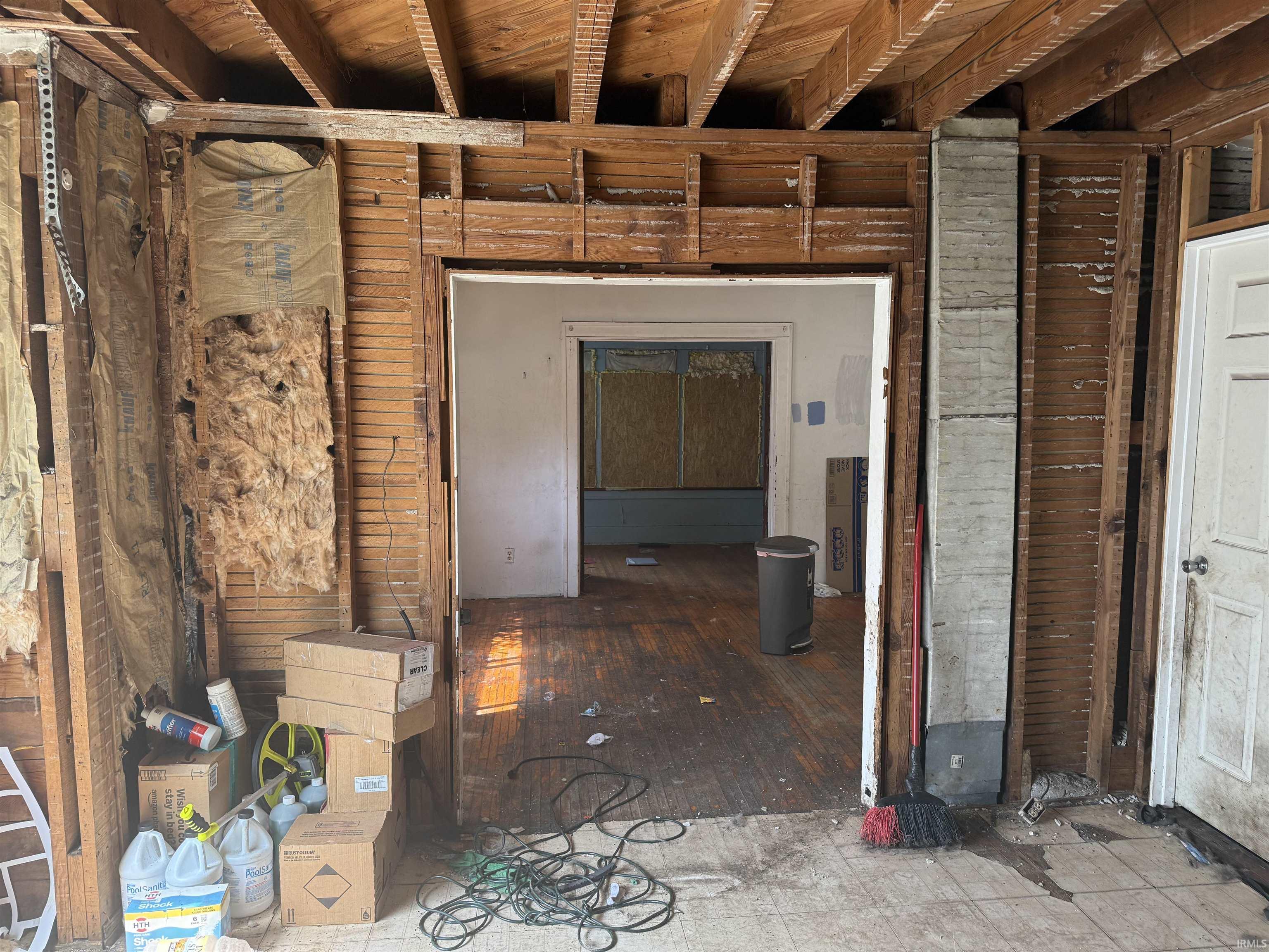 1906 Roys Avenue Elkhart IN 46516