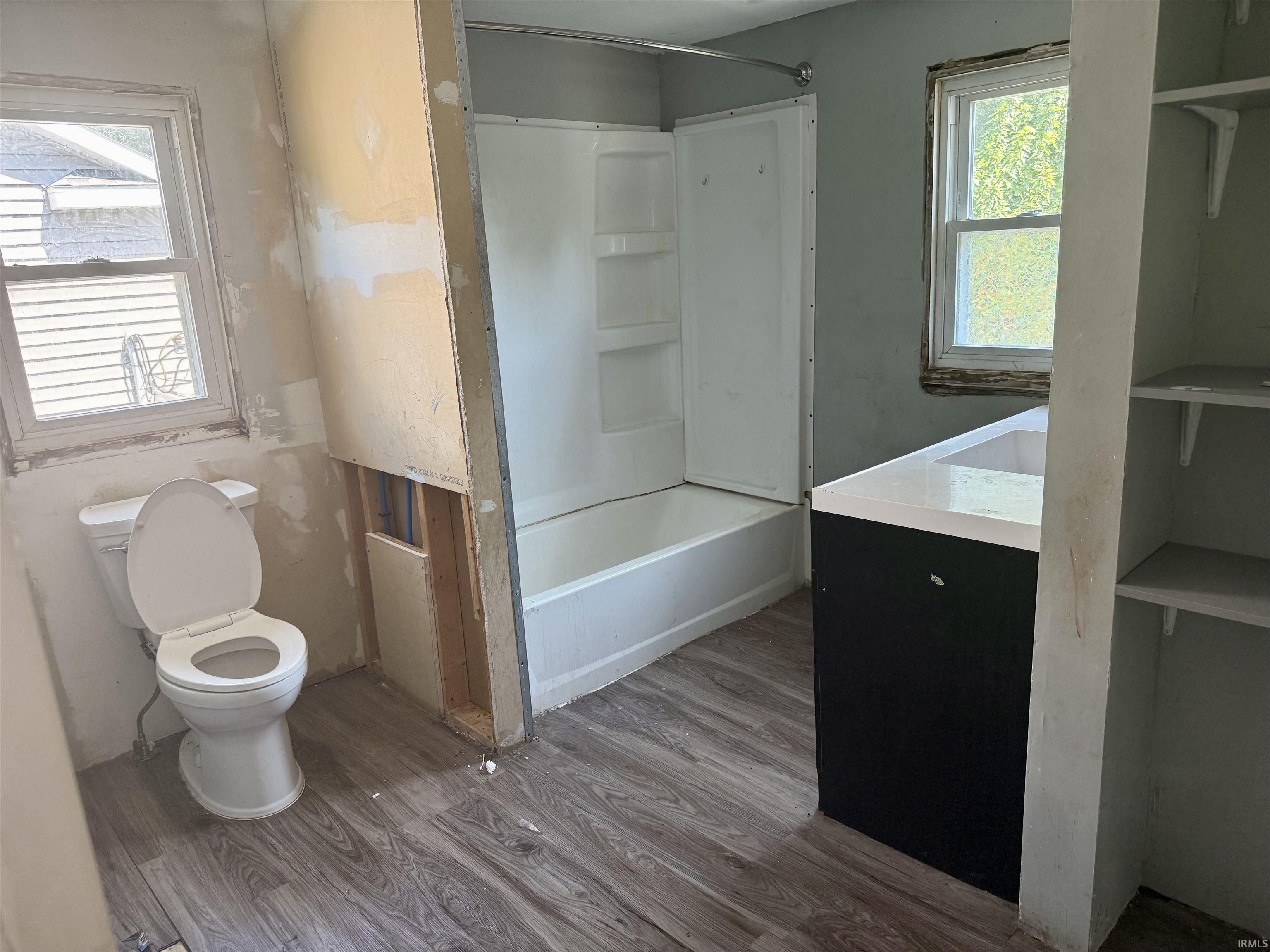 1906 Roys Avenue Elkhart IN 46516