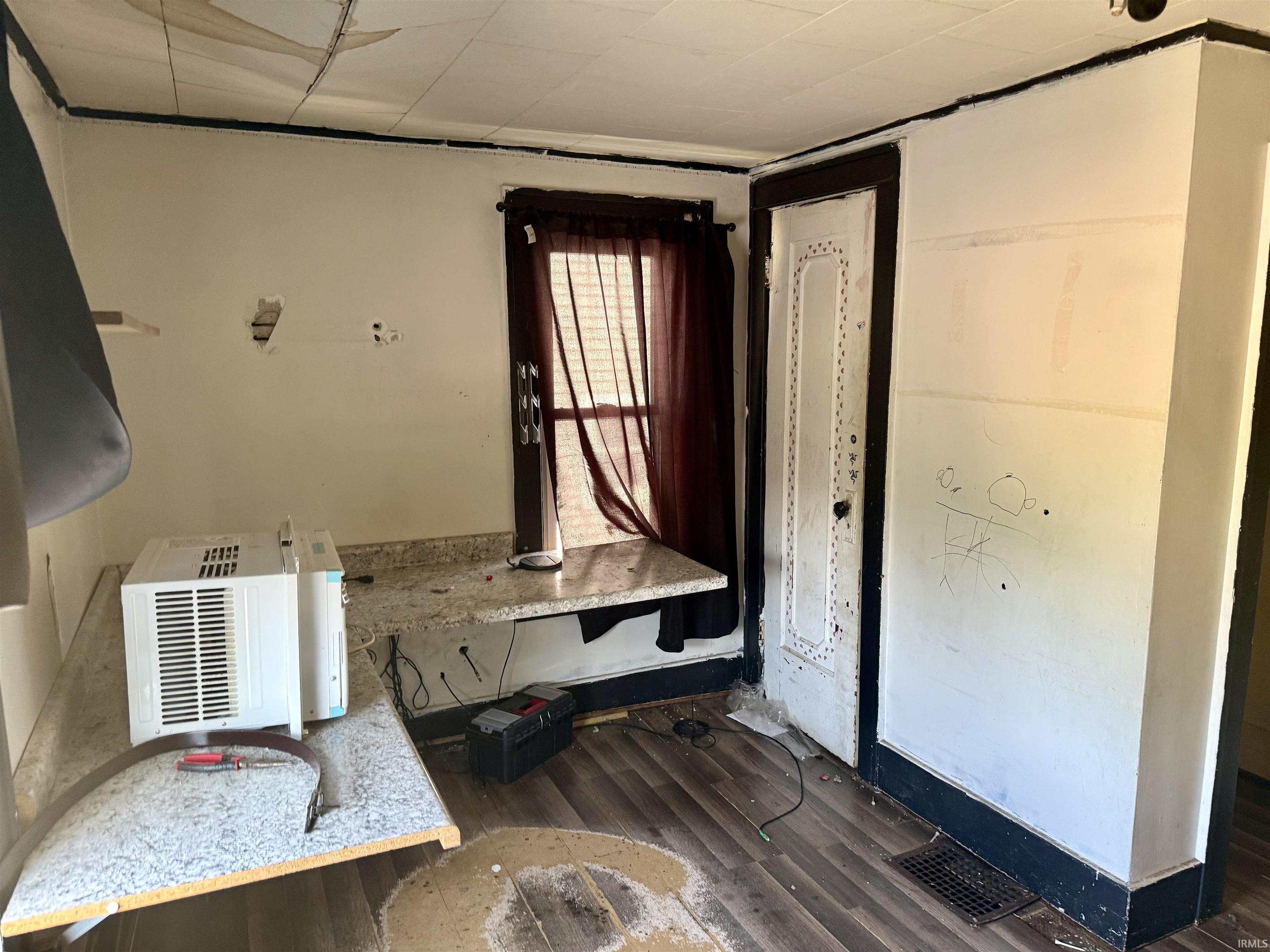 1906 Roys Avenue Elkhart IN 46516