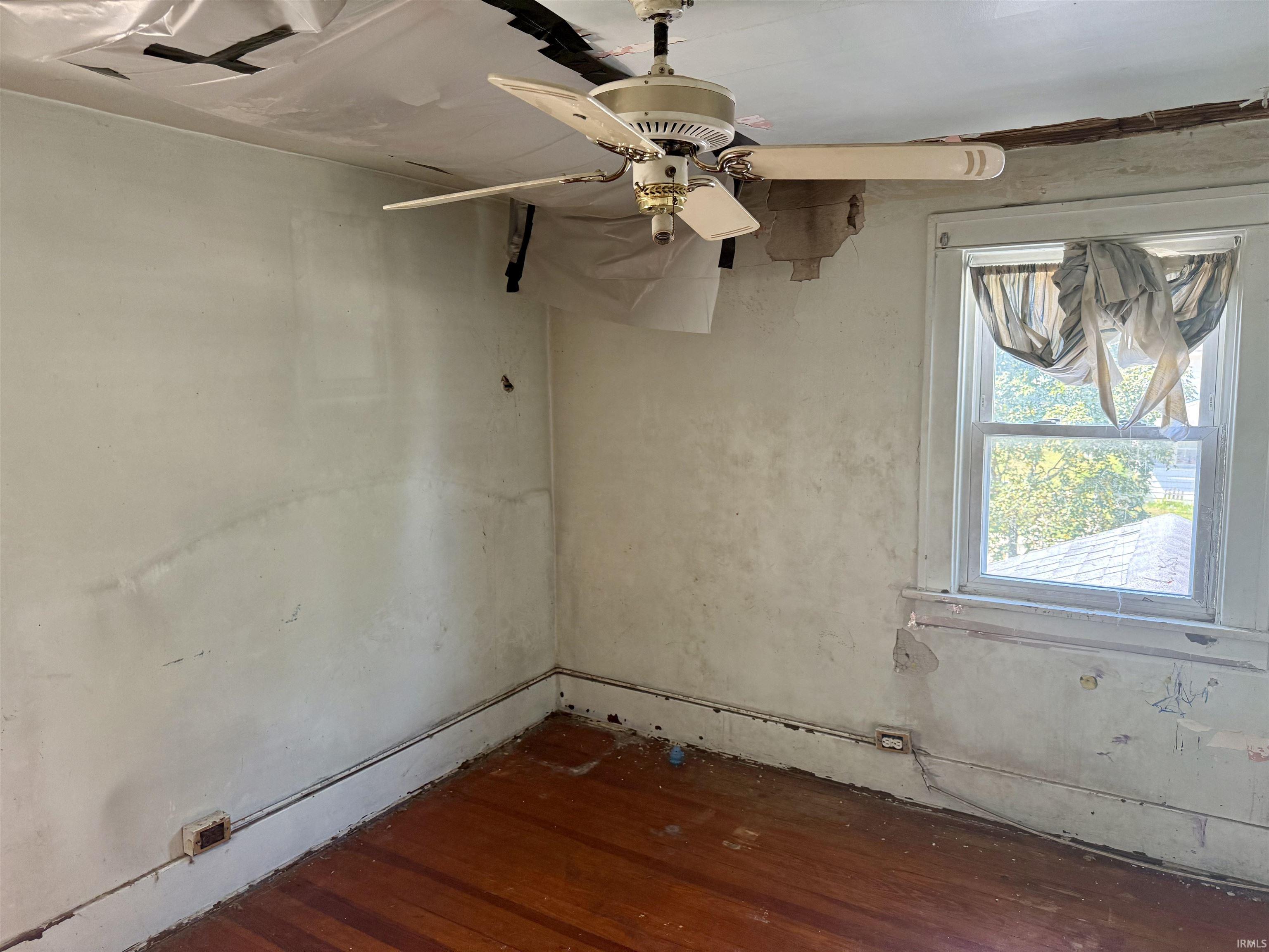 1906 Roys Avenue Elkhart IN 46516