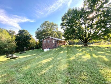 1357 S Hasler Road Bloomfield IN 47424