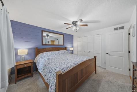 5611 Kroemer Road Fort Wayne IN 46818