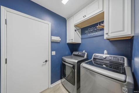 5611 Kroemer Road Fort Wayne IN 46818