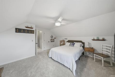 5611 Kroemer Road Fort Wayne IN 46818
