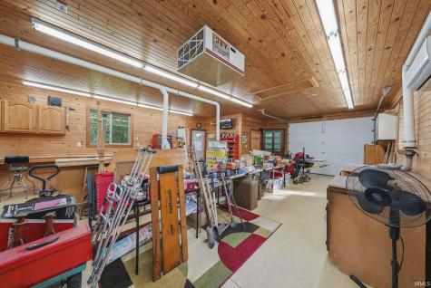5611 Kroemer Road Fort Wayne IN 46818
