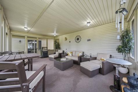 5611 Kroemer Road Fort Wayne IN 46818