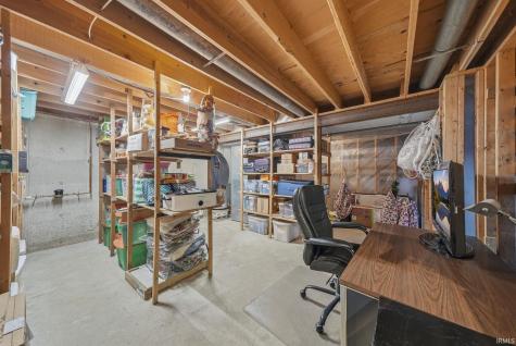 5611 Kroemer Road Fort Wayne IN 46818
