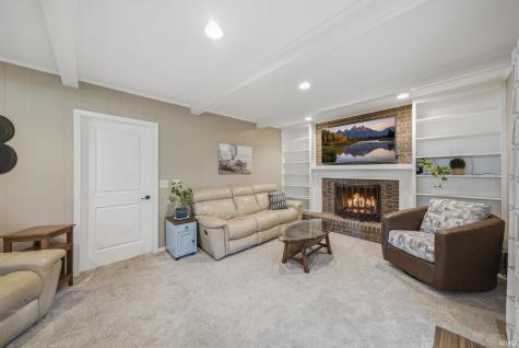 5611 Kroemer Road Fort Wayne IN 46818
