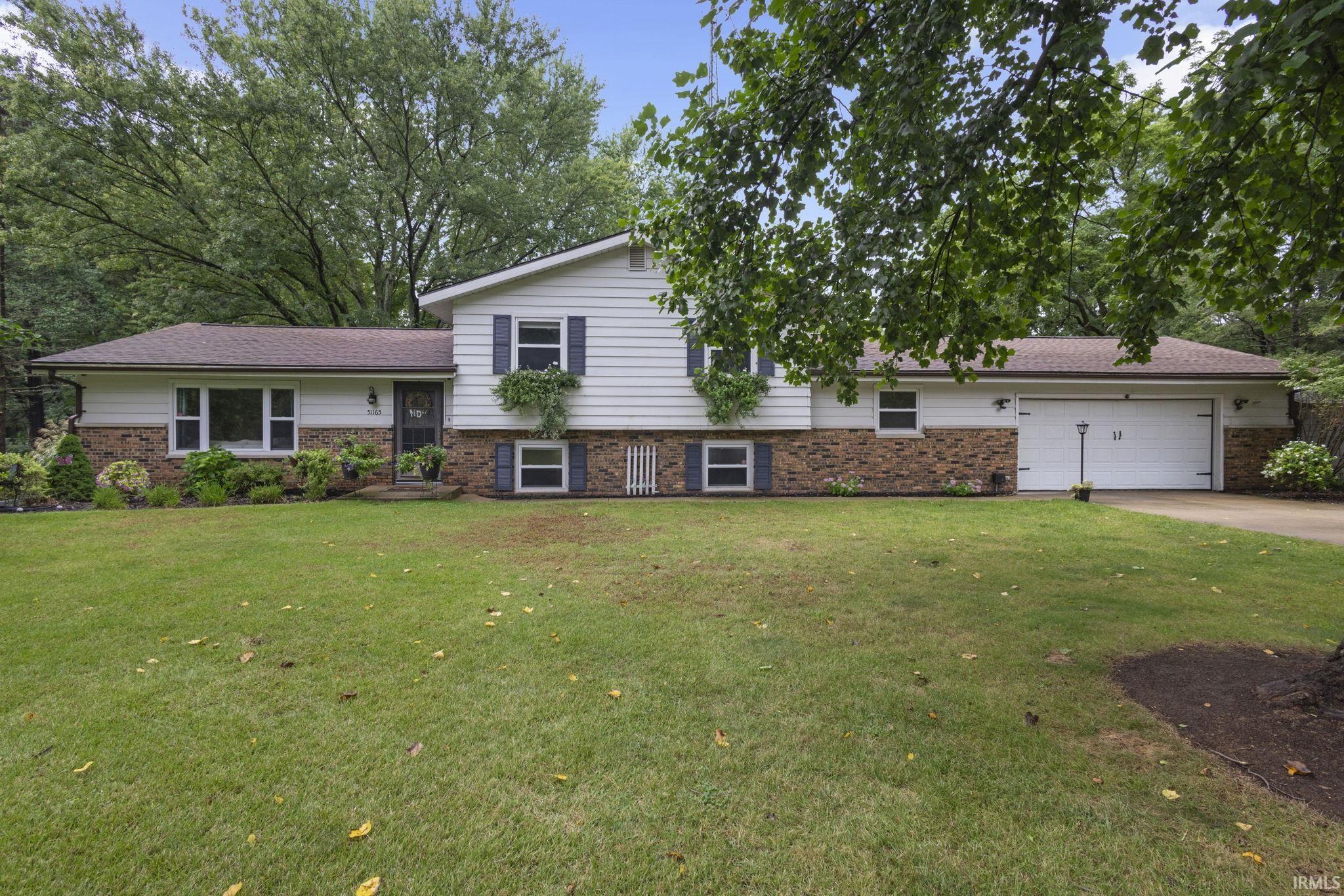 51165 Orange Road South Bend IN 46628