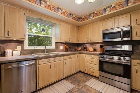 51165 Orange Road South Bend IN 46628