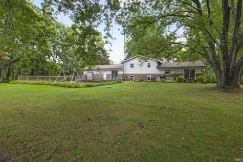 51165 Orange Road South Bend IN 46628