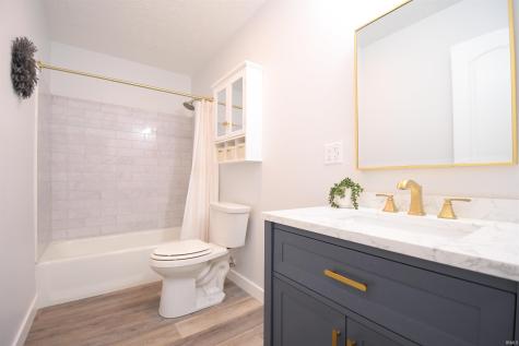 906 Hall Avenue Oolitic IN 47451