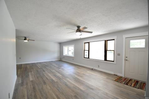 906 Hall Avenue Oolitic IN 47451