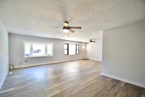 906 Hall Avenue Oolitic IN 47451