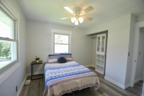 906 Hall Avenue Oolitic IN 47451