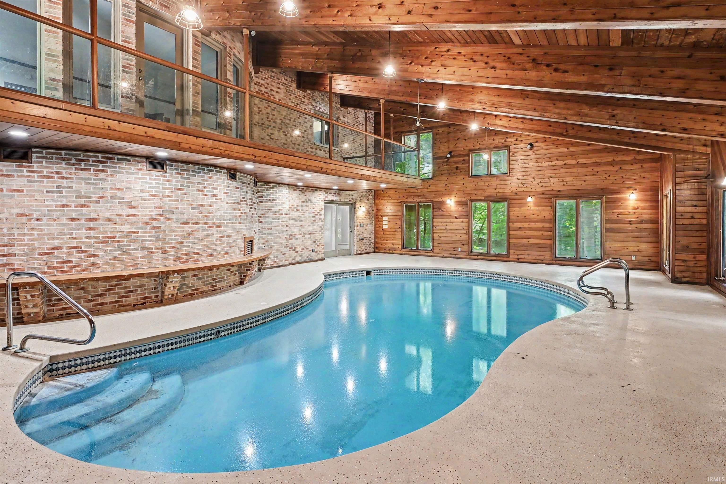 51125 Midlothian Court Granger IN 46530