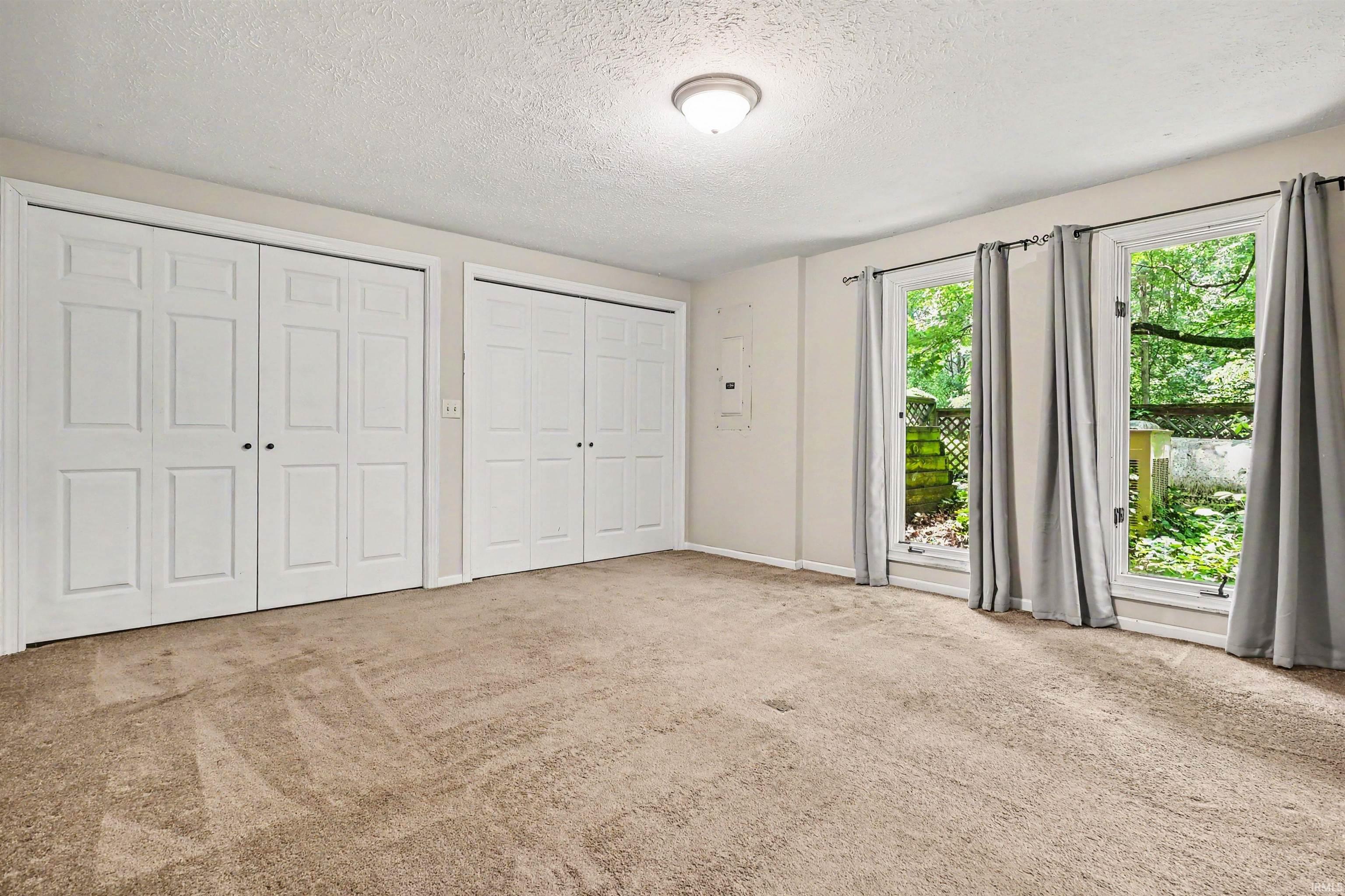 51125 Midlothian Court Granger IN 46530