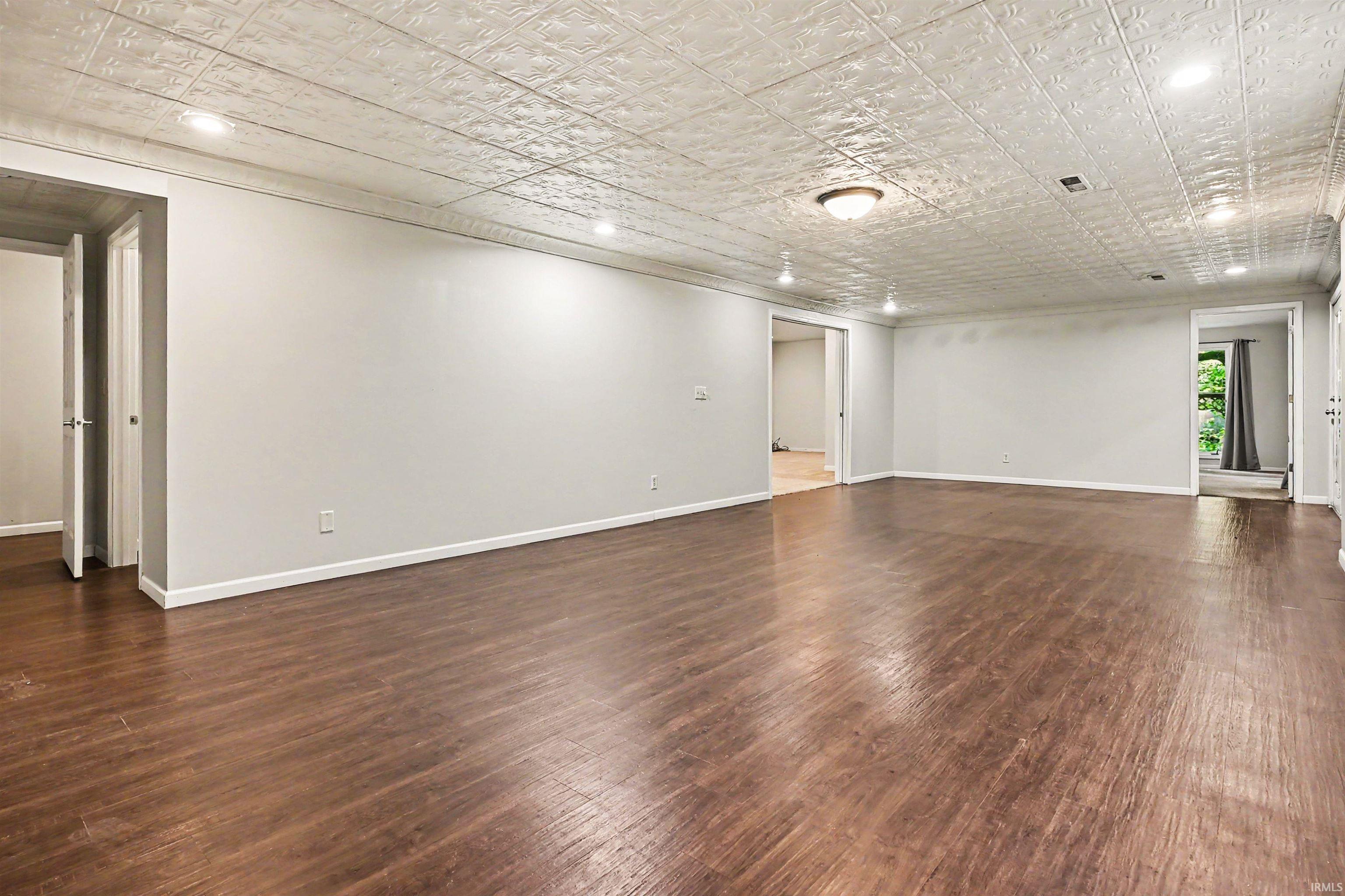 51125 Midlothian Court Granger IN 46530