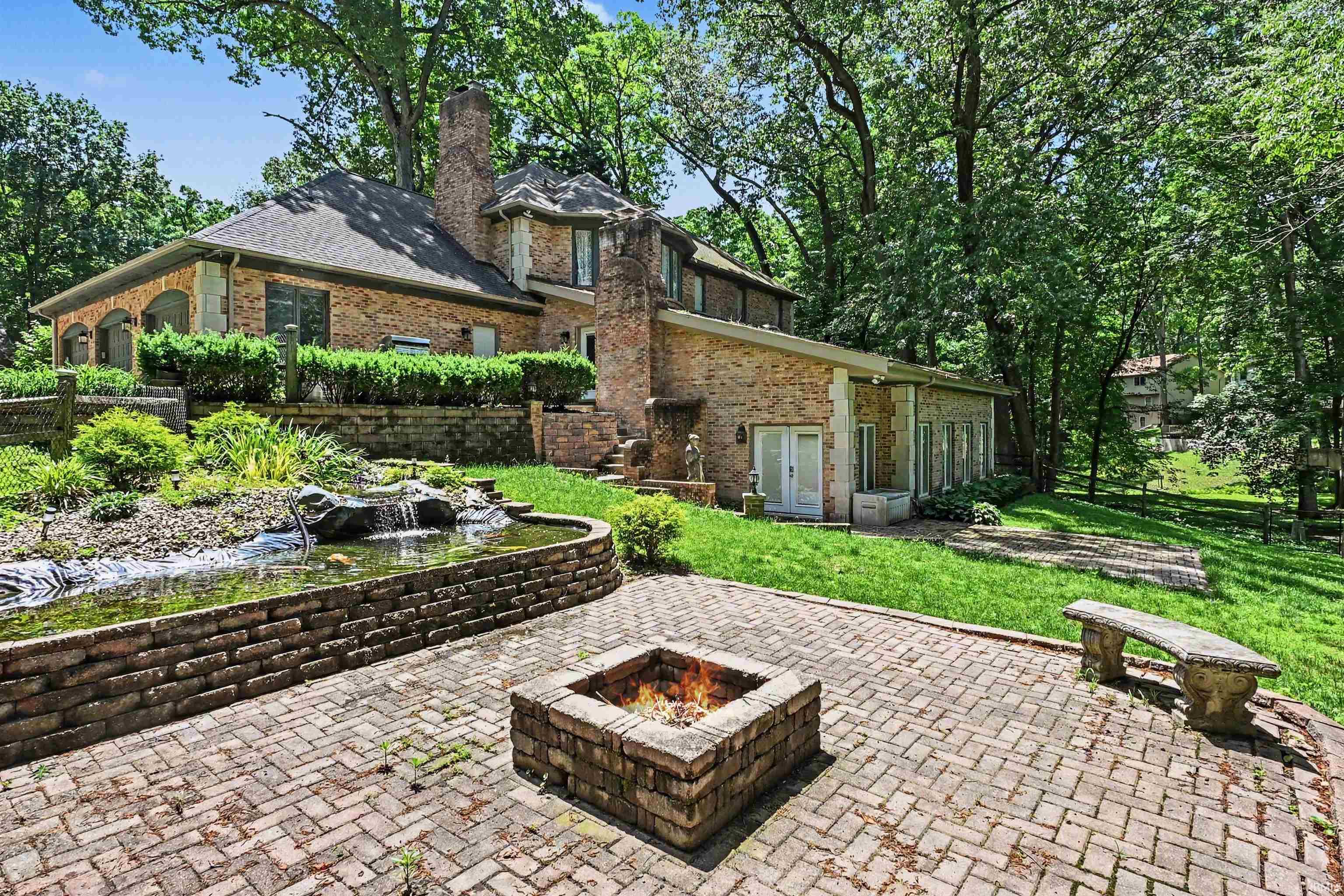 51125 Midlothian Court Granger IN 46530