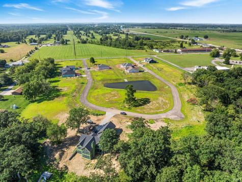 2031 Deepwater Loop Monticello IN 47960
