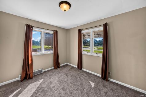 2405 Rockne Drive South Bend IN 46615