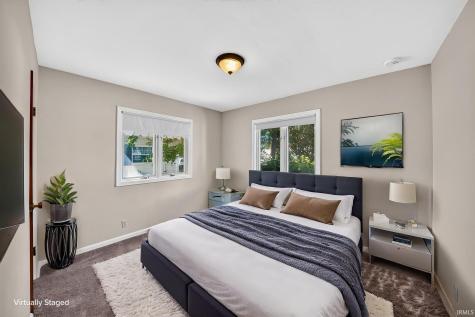 2405 Rockne Drive South Bend IN 46615