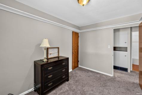 2405 Rockne Drive South Bend IN 46615
