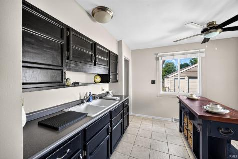 2405 Rockne Drive South Bend IN 46615
