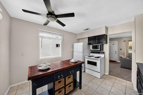 2405 Rockne Drive South Bend IN 46615