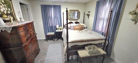 507 W Oak Street Bicknell IN 47512