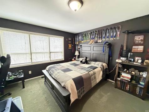 2812 W Fawkesway Drive Bloomington IN 47404