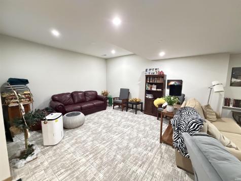 2812 W Fawkesway Drive Bloomington IN 47404