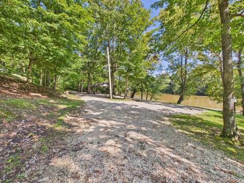 18365 Riviera Lane Shoals IN 47581