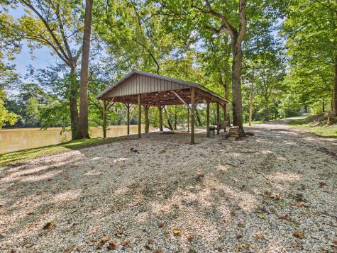 18365 Riviera Lane Shoals IN 47581