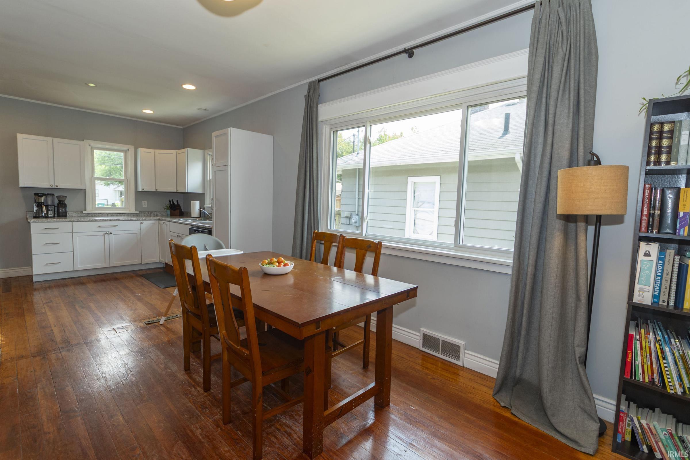 202 N Middleboro Avenue Mishawaka IN 46544
