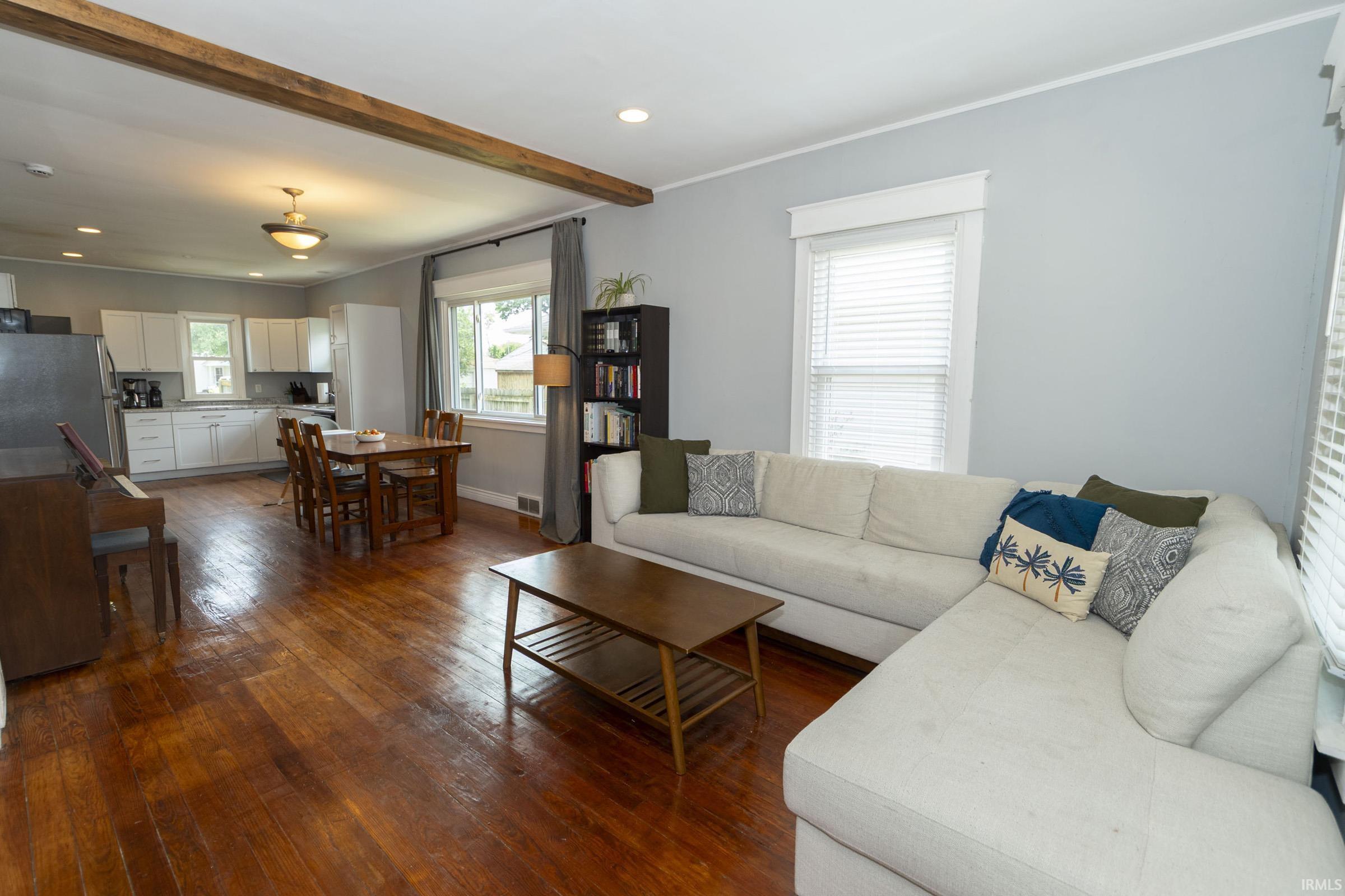202 N Middleboro Avenue Mishawaka IN 46544