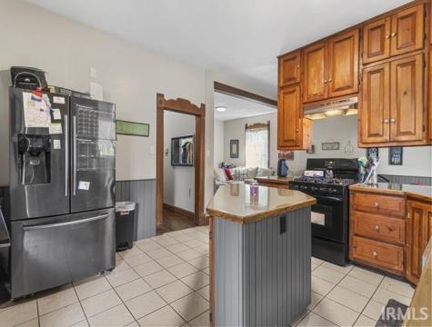 210 N Oak Street Redkey IN 47373