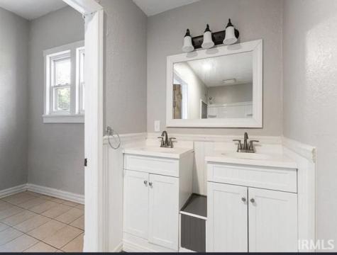 210 N Oak Street Redkey IN 47373