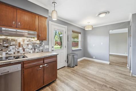 1717 Graham Drive Fort Wayne IN 46818