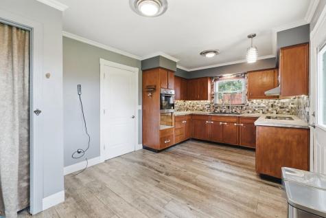 1717 Graham Drive Fort Wayne IN 46818