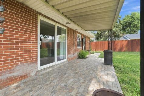 1717 Graham Drive Fort Wayne IN 46818