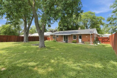 1717 Graham Drive Fort Wayne IN 46818