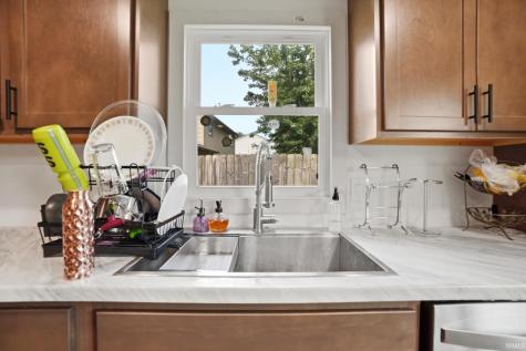 3522 Walden Run Fort Wayne IN 46815