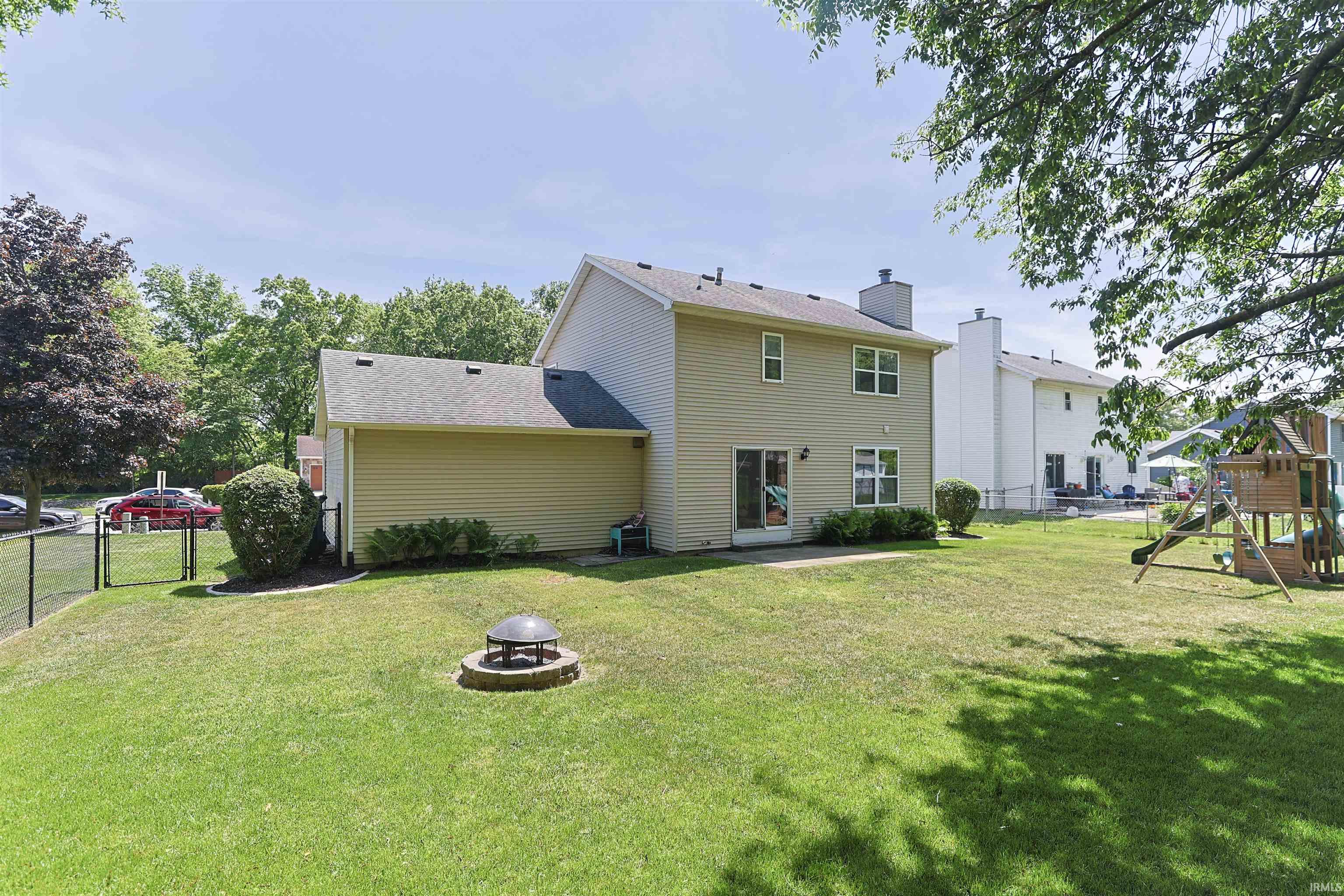 10035 Ashwood Forest Drive Osceola IN 46561
