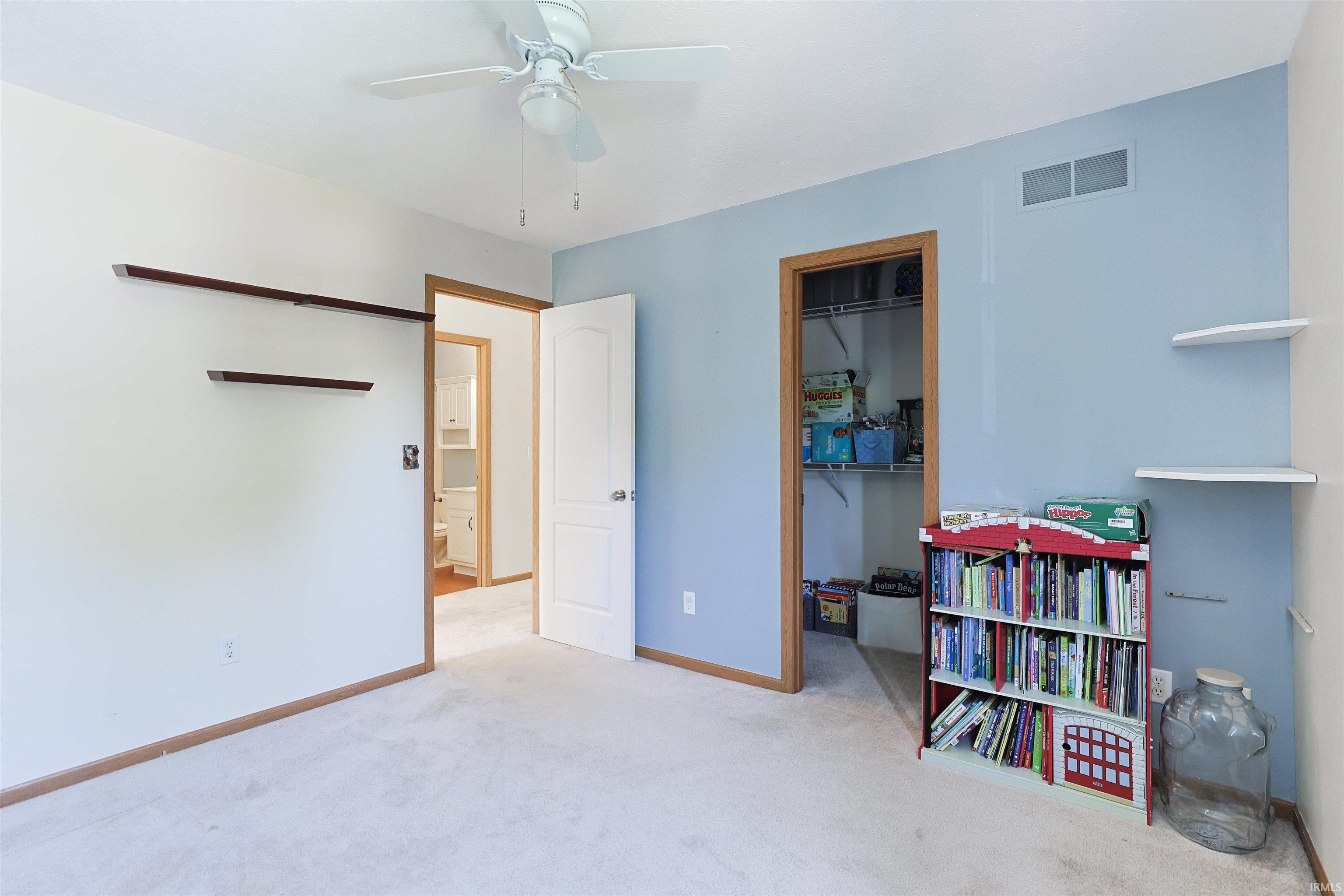 10035 Ashwood Forest Drive Osceola IN 46561